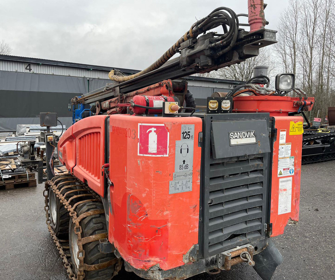 Sandvik Commando DC125R - Буровая машина: фото 3 Sandvik Commando DC125R - Буровая машина: фото 3