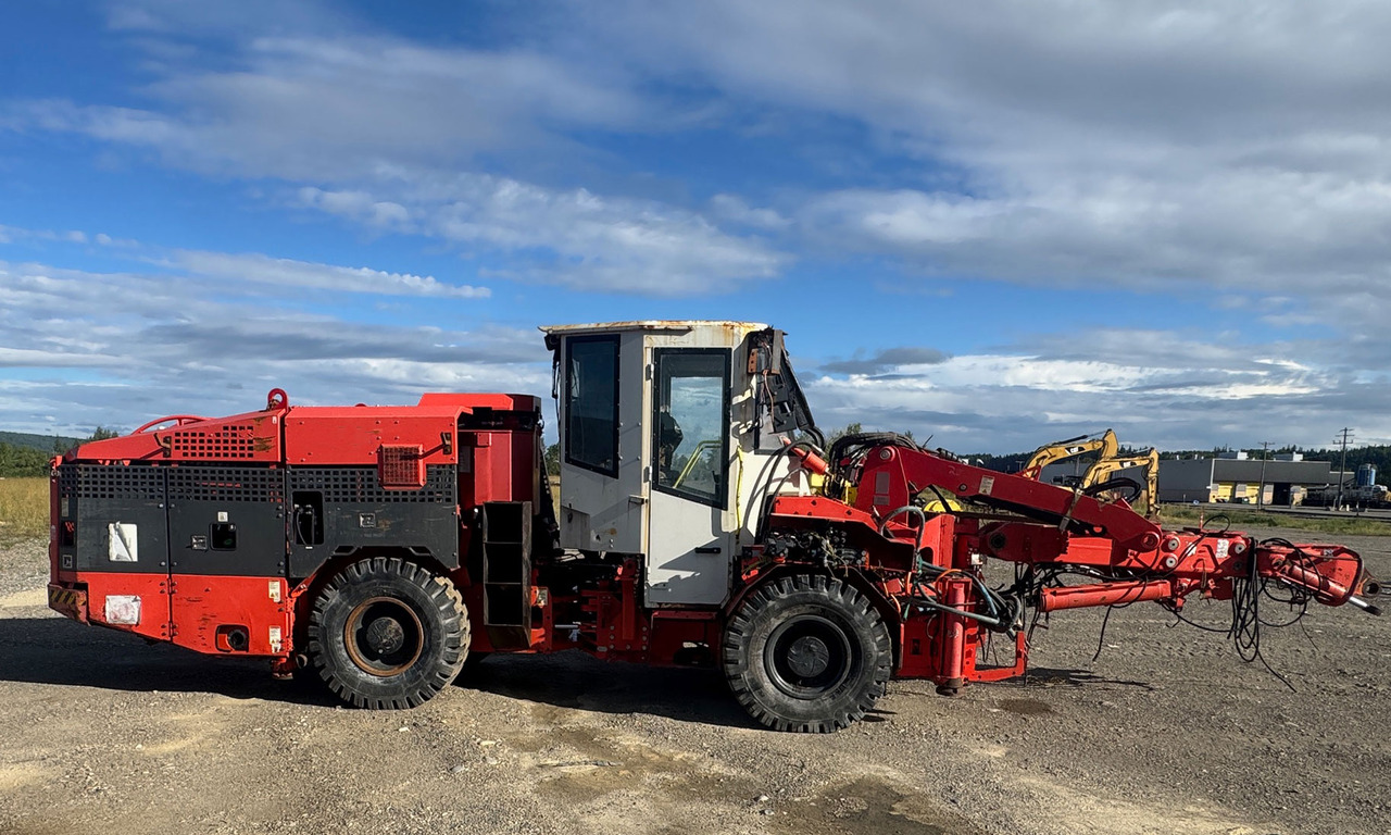 Sandvik DS411 - Техника для горизонтального бурения: фото 2 Sandvik DS411 - Техника для горизонтального бурения: фото 2