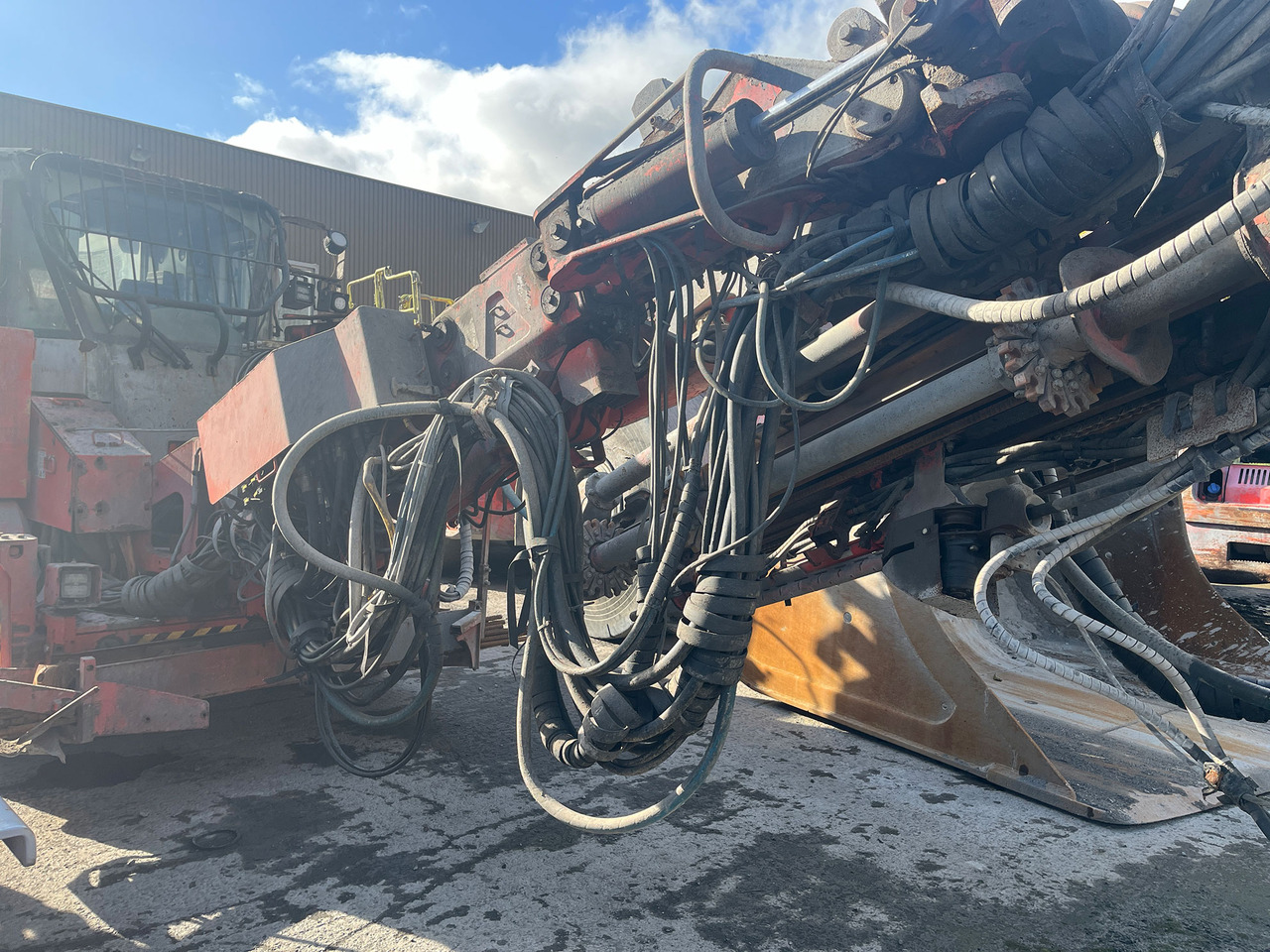 Sandvik DS411 - Техника для горизонтального бурения: фото 3 Sandvik DS411 - Техника для горизонтального бурения: фото 3
