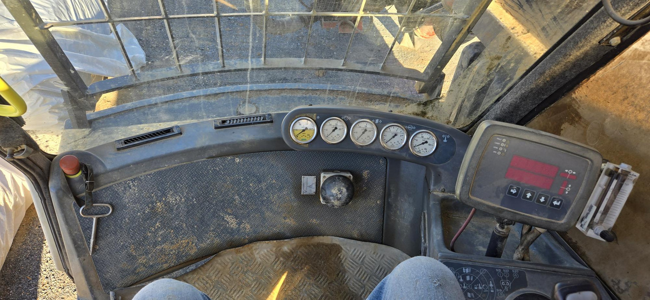 Sandvik DX800 - Буровая машина: фото 5 Sandvik DX800 - Буровая машина: фото 5