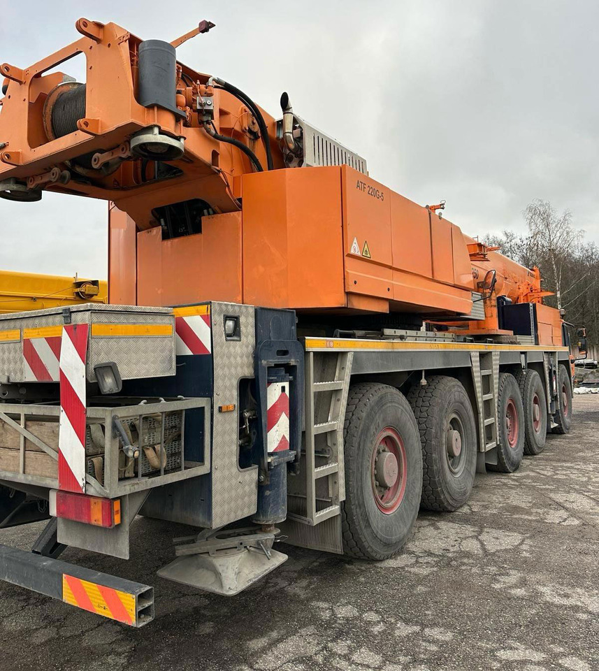 Tadano Faun ATF 220G-5 - Мобильный кран: фото 5 Tadano Faun ATF 220G-5 - Мобильный кран: фото 5