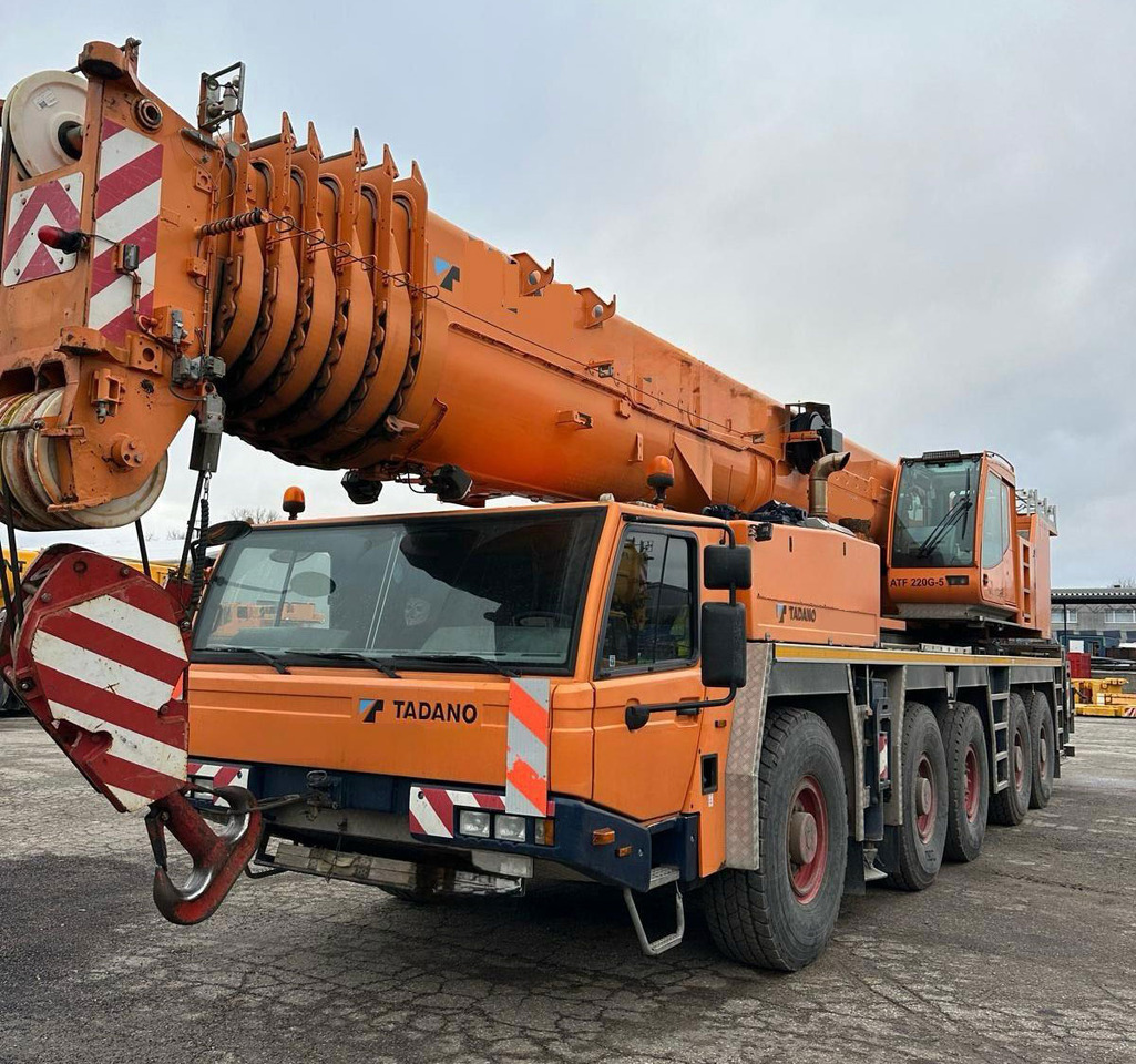 Tadano Faun ATF 220G-5 - Мобильный кран: фото 2 Tadano Faun ATF 220G-5 - Мобильный кран: фото 2