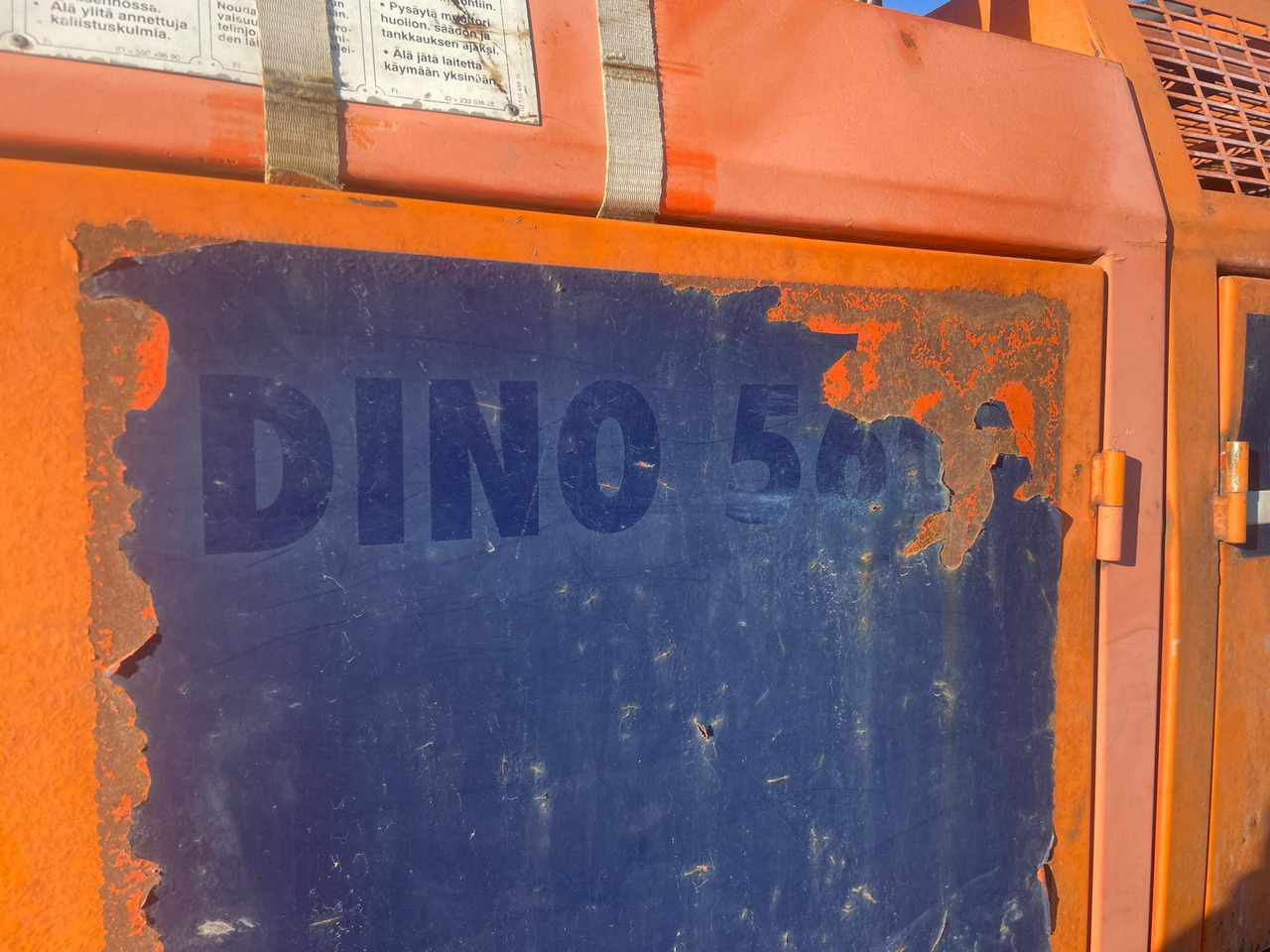 Tamrock Dino 560 - Буровая машина: фото 4 Tamrock Dino 560 - Буровая машина: фото 4