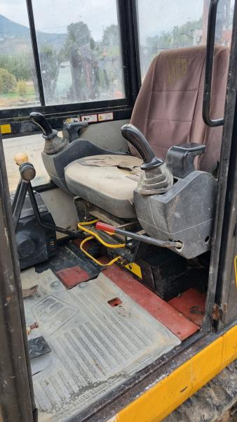 JCB 3.5T - Мини-экскаватор: фото 5 JCB 3.5T - Мини-экскаватор: фото 5