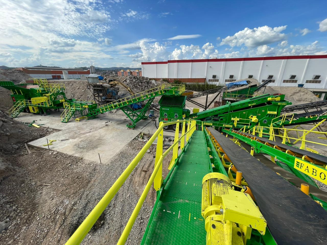 FABO Mobile crusher - Мобильная дробилка: фото 5 FABO Mobile crusher - Мобильная дробилка: фото 5