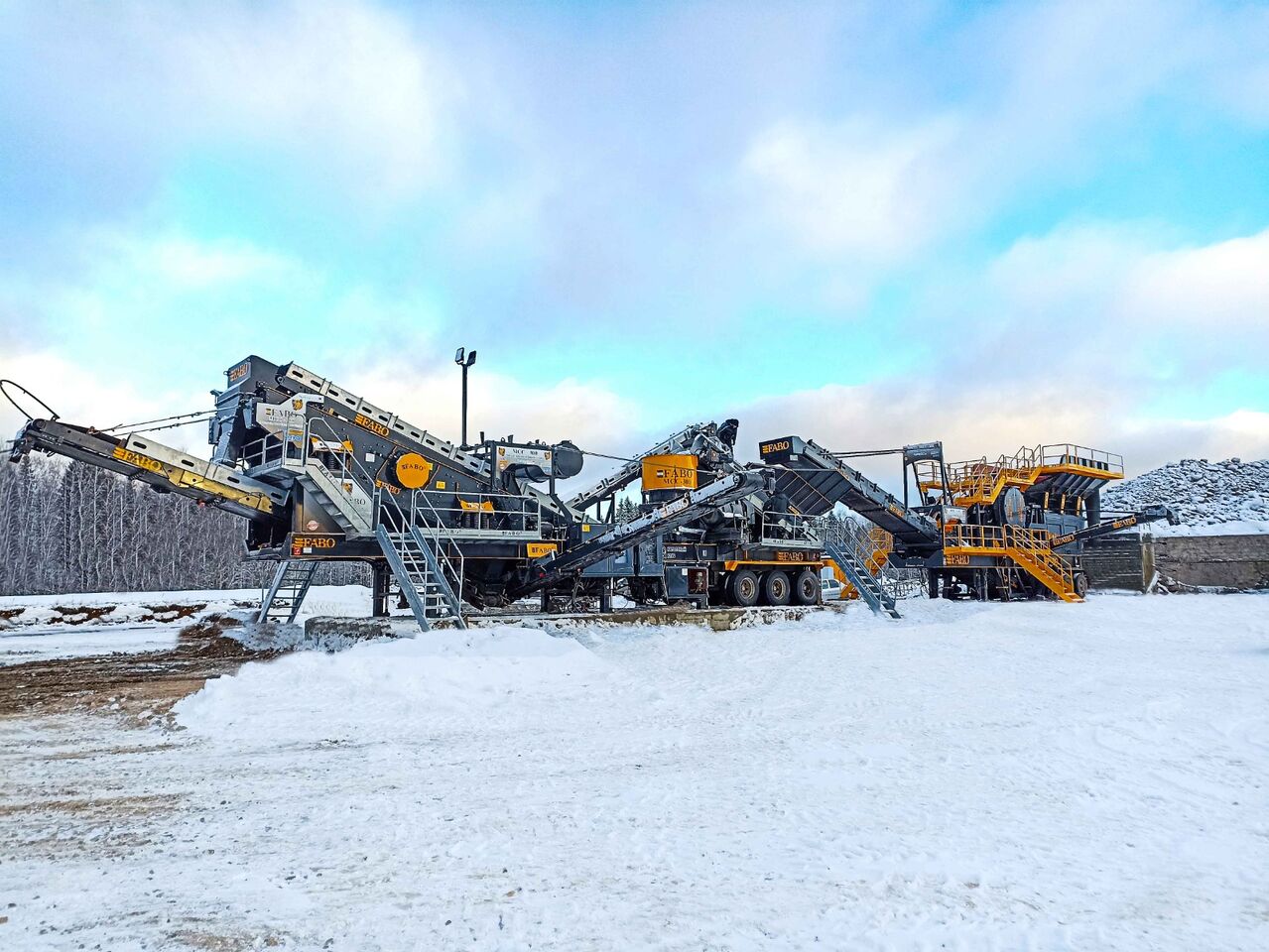 FABO Mobile crusher - Мобильная дробилка: фото 4 FABO Mobile crusher - Мобильная дробилка: фото 4