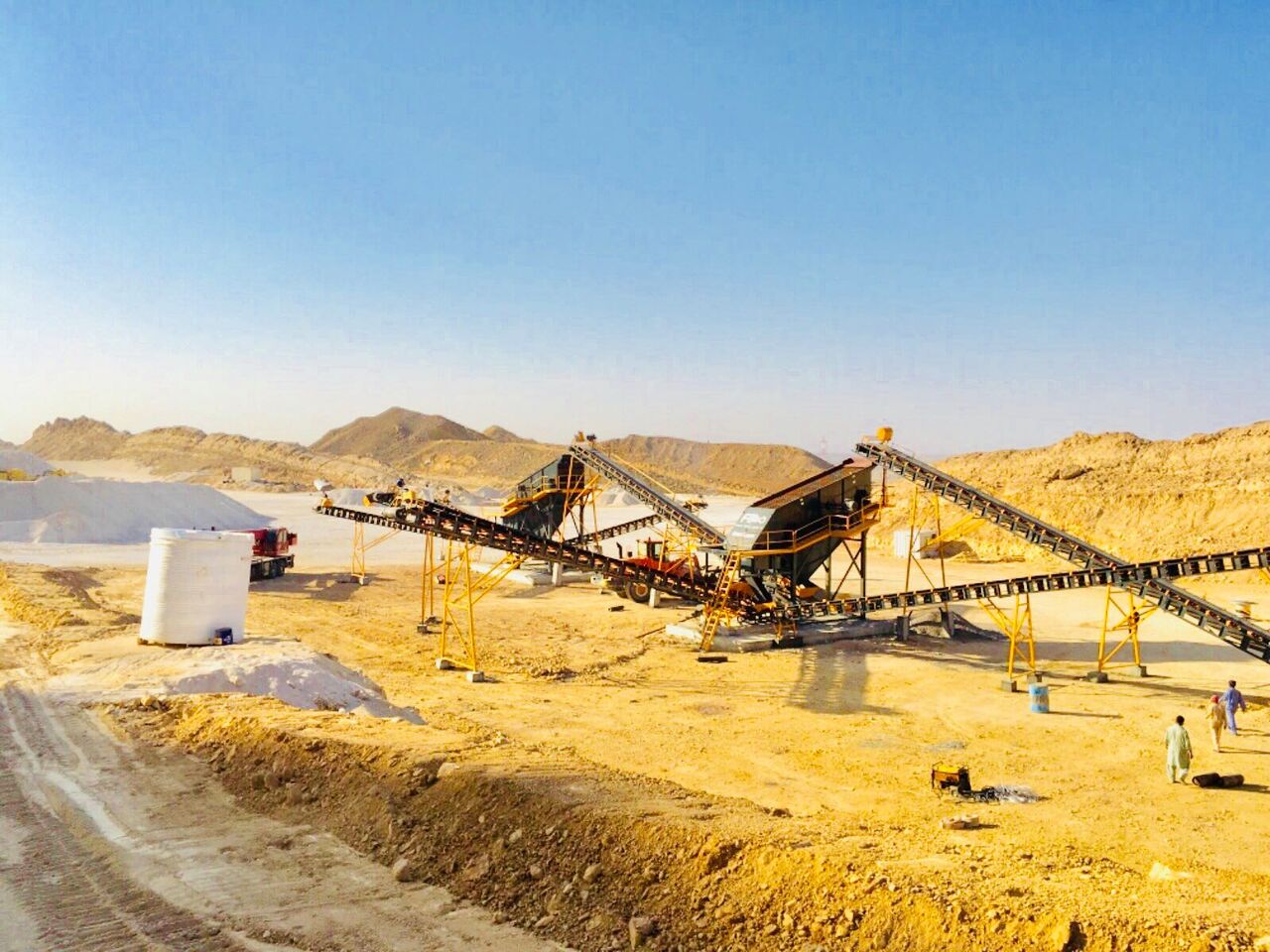 FABO Vibrating screen - Грохот: фото 3 FABO Vibrating screen - Грохот: фото 3