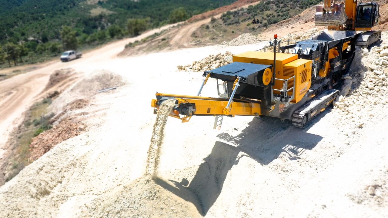 FABO crawler crusher - Дробилка: фото 4 FABO crawler crusher - Дробилка: фото 4