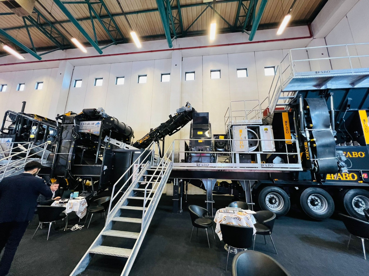 FABO mobile jaw crusher - Щековая дробилка: фото 3 FABO mobile jaw crusher - Щековая дробилка: фото 3