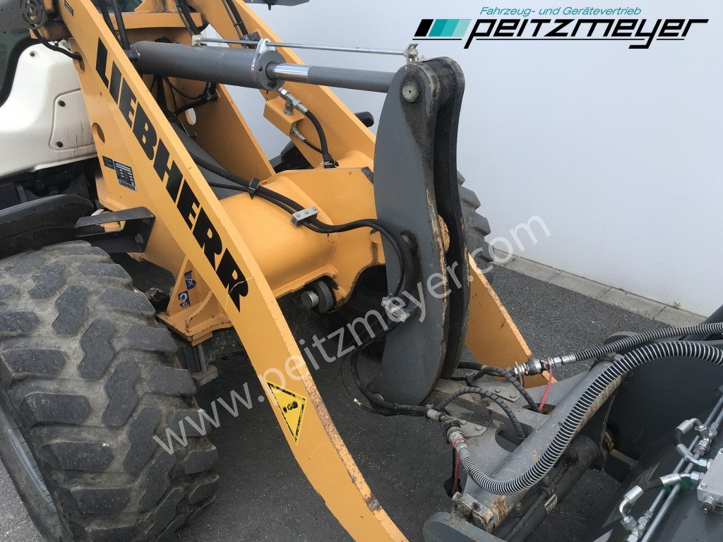 Колёсный погрузчик LIEBHERR RADLADER L 508 C 4in1 Schaufel + Palettengabel: фото 15