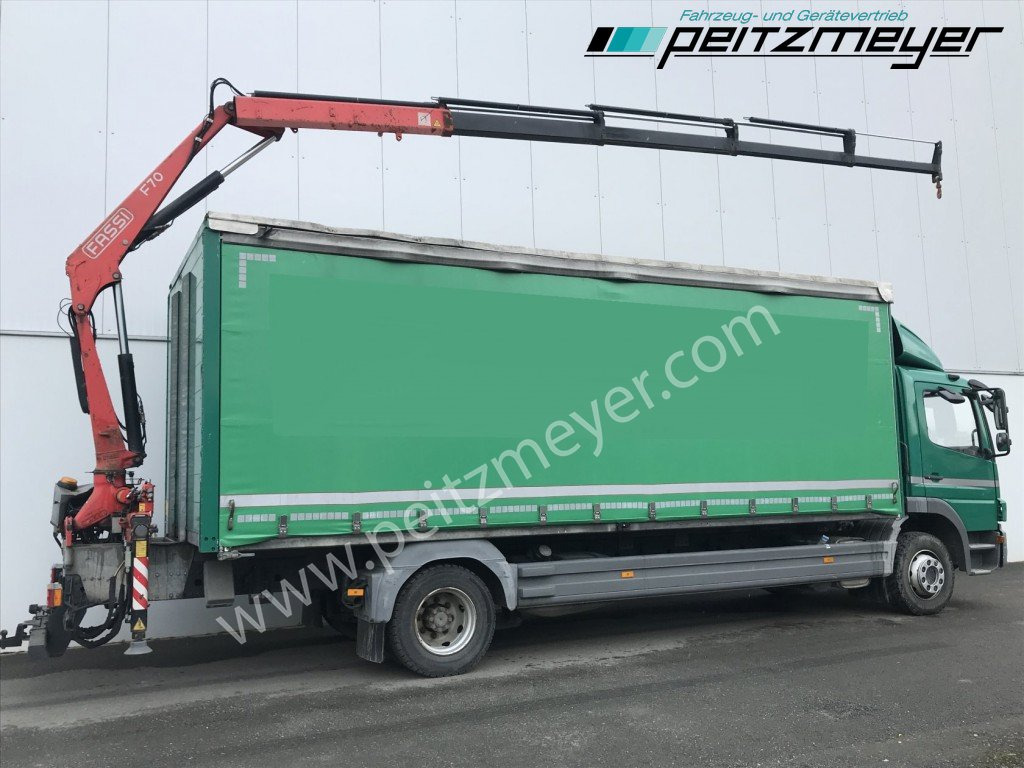 MERCEDES-BENZ Atego 1224 L Pritsche m. Heckkran Funk 4 x hydraulisch - Тентованный грузовик, Автоманипулятор: фото 4 MERCEDES-BENZ Atego 1224 L Pritsche m. Heckkran Funk 4 x hydraulisch - Тентованный грузовик, Автоманипулятор: фото 4