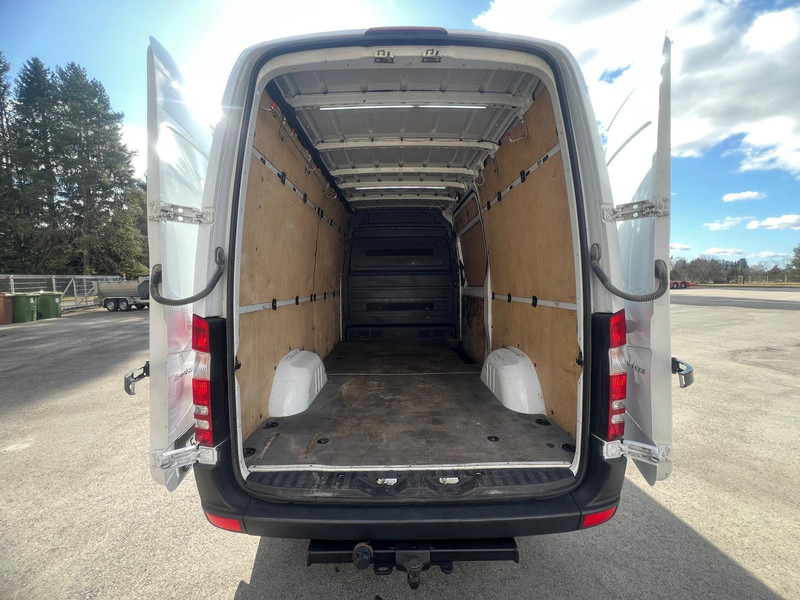 Цельнометаллический фургон Mercedes-Benz Sprinter 316CDI: фото 16