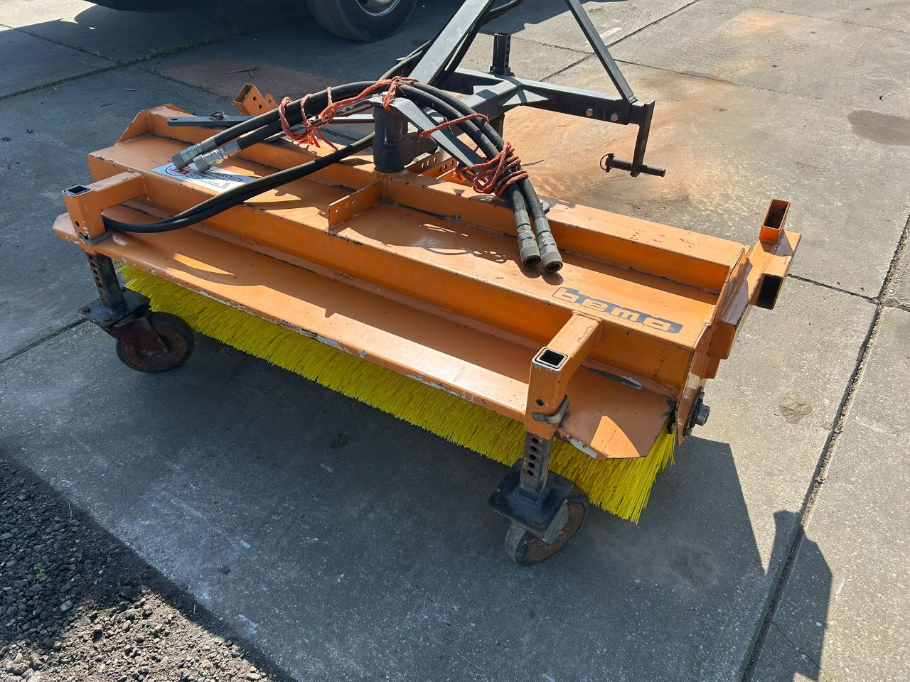 Boxer 1550 Schleppo veegmachine nieuwe borstel - Щетка: фото 4 Boxer 1550 Schleppo veegmachine nieuwe borstel - Щетка: фото 4