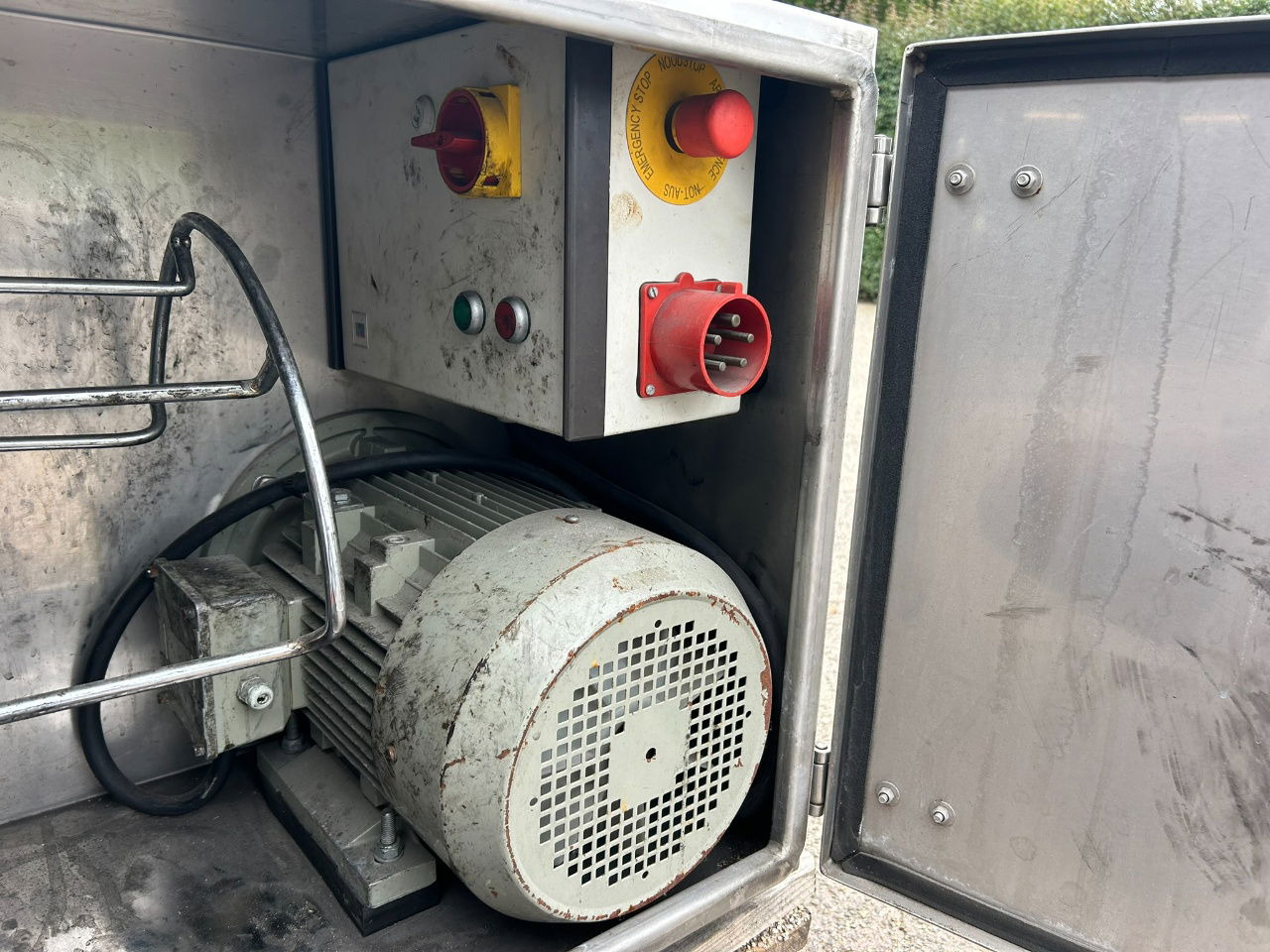 Onbekend electro Unit 380 v / Liquit compressor D 150 Agri/Food - Строительное оборудование: фото 4 Onbekend electro Unit 380 v / Liquit compressor D 150 Agri/Food - Строительное оборудование: фото 4