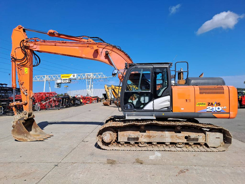 Hitachi ZX210LC-6 - Гусеничный экскаватор: фото 1 Hitachi ZX210LC-6 - Гусеничный экскаватор: фото 1