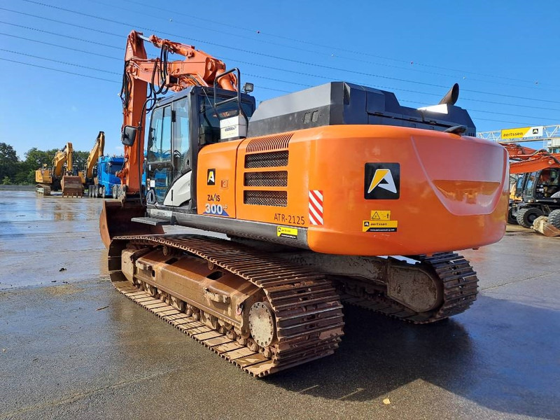 Hitachi ZX300LC-6 - Гусеничный экскаватор: фото 2 Hitachi ZX300LC-6 - Гусеничный экскаватор: фото 2