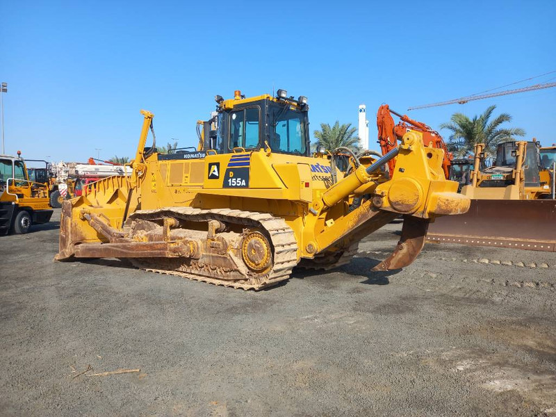 Komatsu D155A-6R (4 pieces available - Abu Dhabi) - Бульдозер: фото 2 Komatsu D155A-6R (4 pieces available - Abu Dhabi) - Бульдозер: фото 2