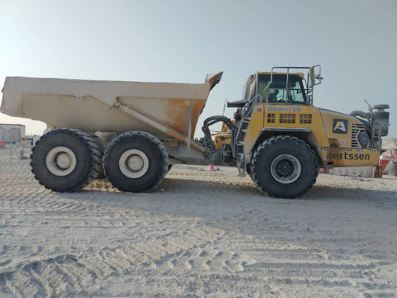 Komatsu HM400-3R (4 pieces available in Abu Dhabi) - Сочленённый самосвал: фото 2 Komatsu HM400-3R (4 pieces available in Abu Dhabi) - Сочленённый самосвал: фото 2