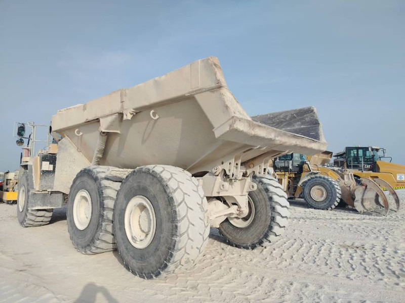 Komatsu HM400-3R (4 pieces available in Abu Dhabi) - Сочленённый самосвал: фото 5 Komatsu HM400-3R (4 pieces available in Abu Dhabi) - Сочленённый самосвал: фото 5