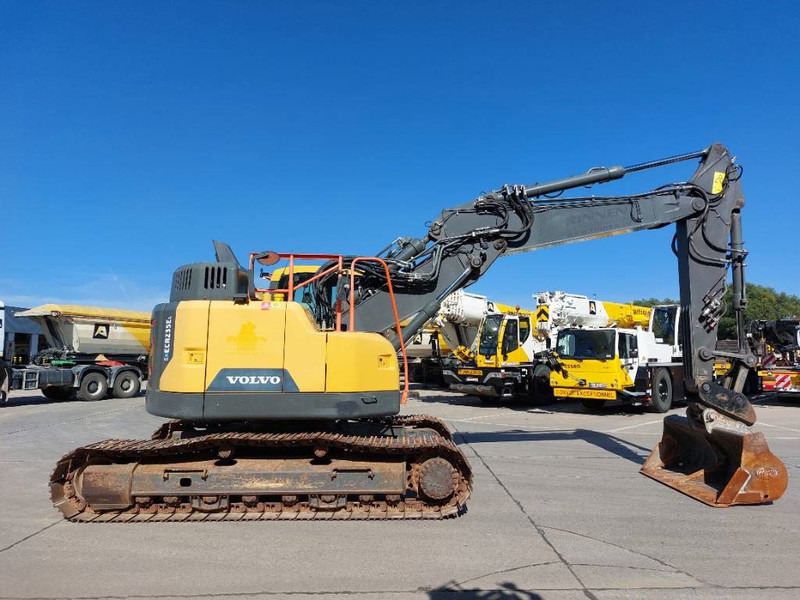 Volvo ECR 235 EL - Гусеничный экскаватор: фото 4 Volvo ECR 235 EL - Гусеничный экскаватор: фото 4