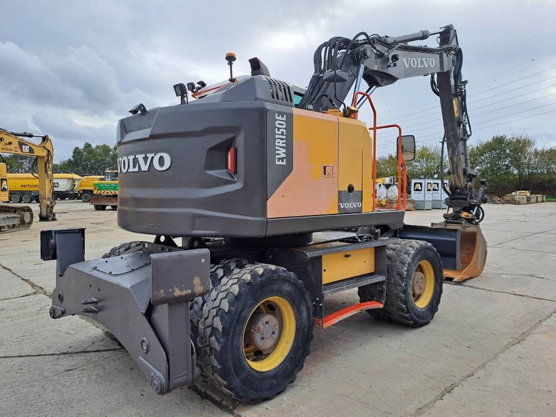Volvo EWR150E + Engcon Rototilt - Колёсный экскаватор: фото 3 Volvo EWR150E + Engcon Rototilt - Колёсный экскаватор: фото 3