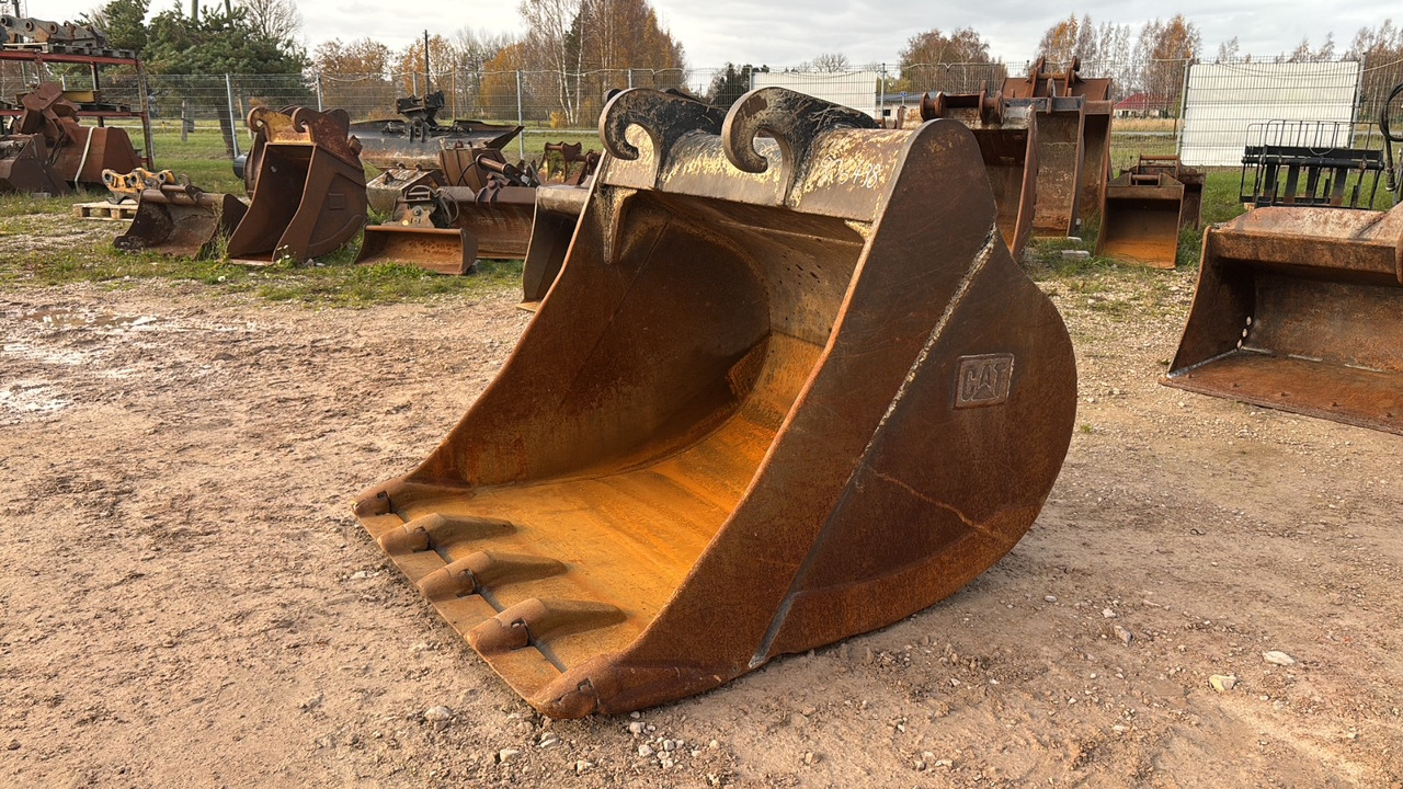 Caterpillar CW40, 1.47cbm. 1400mm. - Ковш для экскаватора для Гусеничных экскаваторов: фото 1 Caterpillar CW40, 1.47cbm. 1400mm. - Ковш для экскаватора для Гусеничных экскаваторов: фото 1