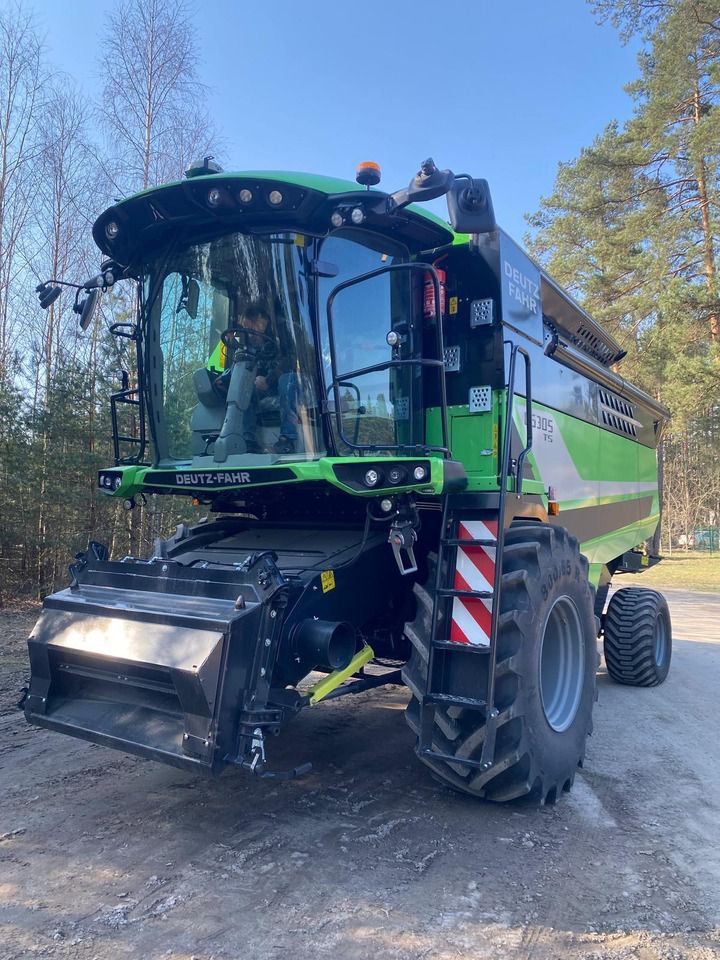 DEUTZ FAHR C6305 TS with DH630R NEW/UNUSED - Комбайн: фото 2 DEUTZ FAHR C6305 TS with DH630R NEW/UNUSED - Комбайн: фото 2