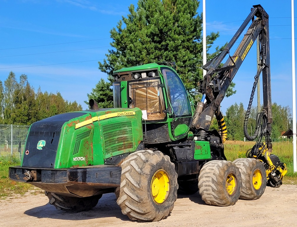 Харвестер JOHN DEERE 1070 E: фото 15 Харвестер JOHN DEERE 1070 E: фото 15