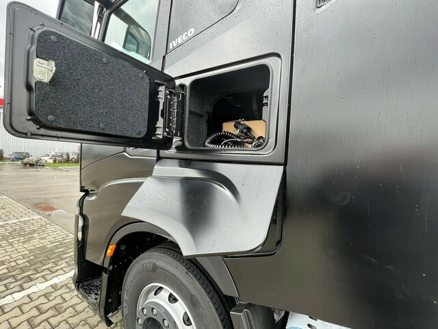 IVECO S-Way AS440S49T/P - AF4T COMFORT+AERO+ LED+NAVI... - Тягач: фото 3 IVECO S-Way AS440S49T/P - AF4T COMFORT+AERO+ LED+NAVI... - Тягач: фото 3