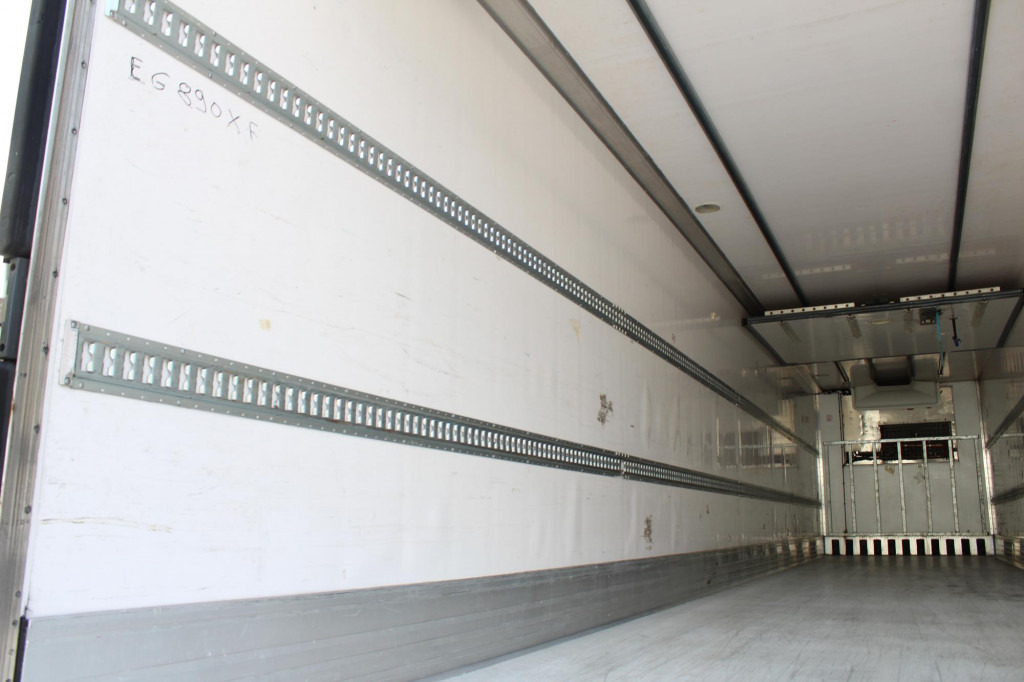 Lamberet TK SLXe Spectrum 2,65h Bi-Multi-Temp. TW FRC25 - Полуприцеп-рефрижератор: фото 2 Lamberet TK SLXe Spectrum 2,65h Bi-Multi-Temp. TW FRC25 - Полуприцеп-рефрижератор: фото 2