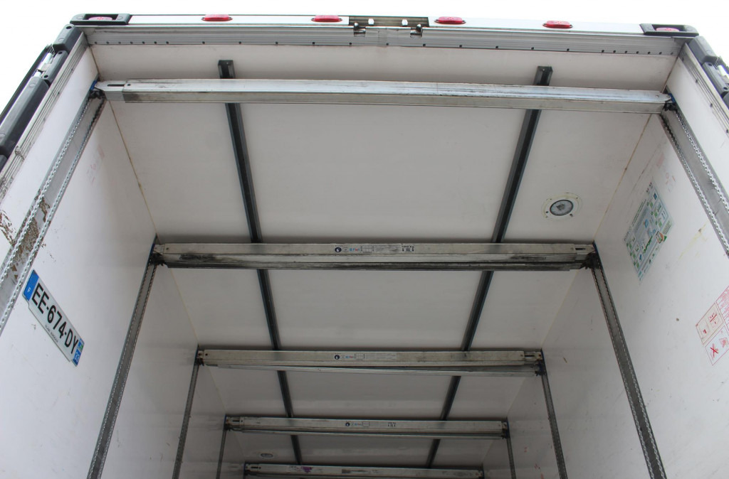 Lamberet Thermo King SLXe 200 DS 2,70h Palletenkasten - Полуприцеп-рефрижератор: фото 3 Lamberet Thermo King SLXe 200 DS 2,70h Palletenkasten - Полуприцеп-рефрижератор: фото 3