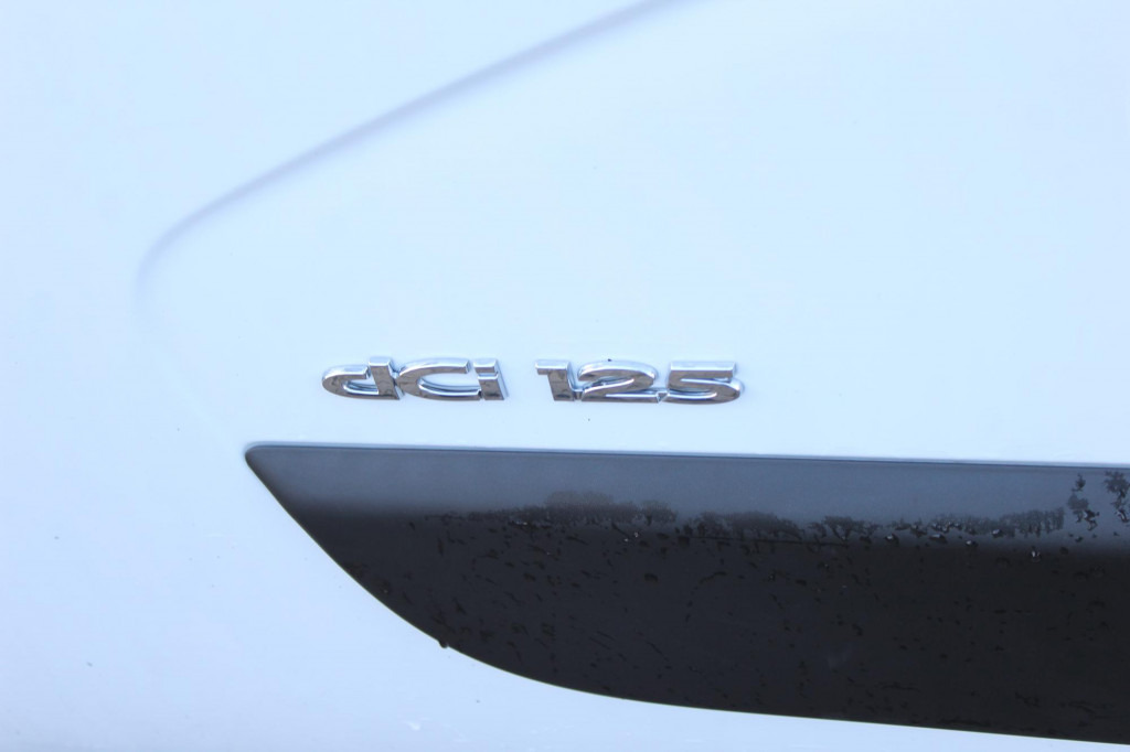 Renault Master Comilev 100TF1 10m Klima nur 167h HU-UVV - Грузовик с подъемником: фото 5 Renault Master Comilev 100TF1 10m Klima nur 167h HU-UVV - Грузовик с подъемником: фото 5