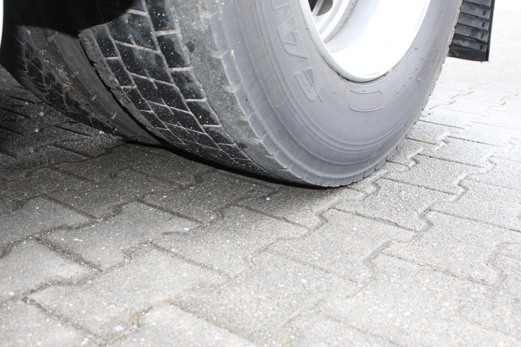 MAN TGX 18.460 E6 XXL Retarder Kühlbox Navi 2Tanks - Тягач: фото 3 MAN TGX 18.460 E6 XXL Retarder Kühlbox Navi 2Tanks - Тягач: фото 3