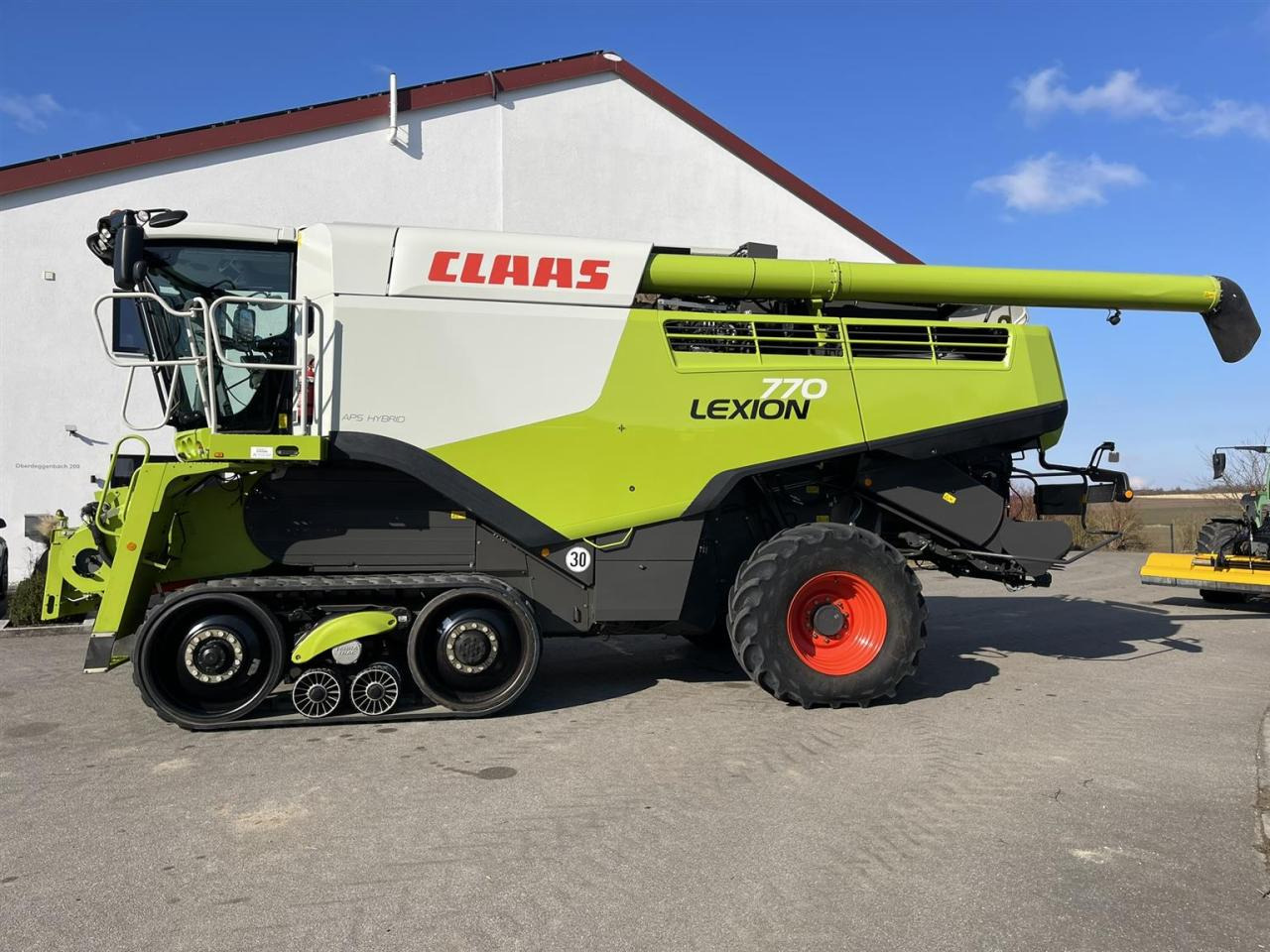 CLAAS Lexion 770TT Modell C76 mit CEMOS AUTOMATIC und Schneidwerk V1230, Reifen NEU - Зерноуборочный комбайн: фото 2 CLAAS Lexion 770TT Modell C76 mit CEMOS AUTOMATIC und Schneidwerk V1230, Reifen NEU - Зерноуборочный комбайн: фото 2