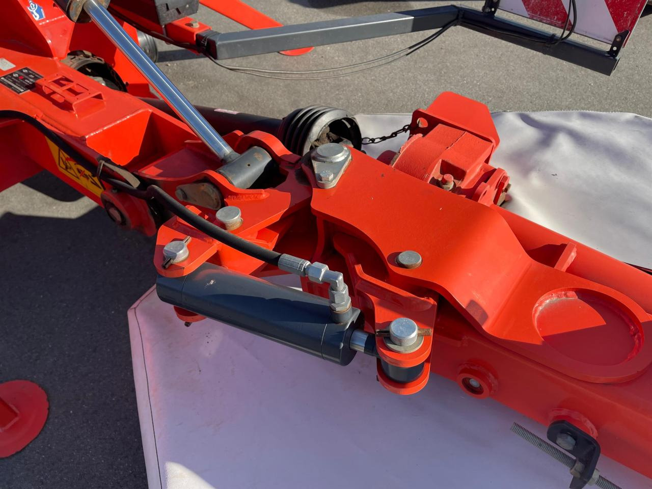 Kuhn GMD 8730 FF GMD 802F FF Mähkombination Mähwerk - Косилка: фото 4 Kuhn GMD 8730 FF GMD 802F FF Mähkombination Mähwerk - Косилка: фото 4