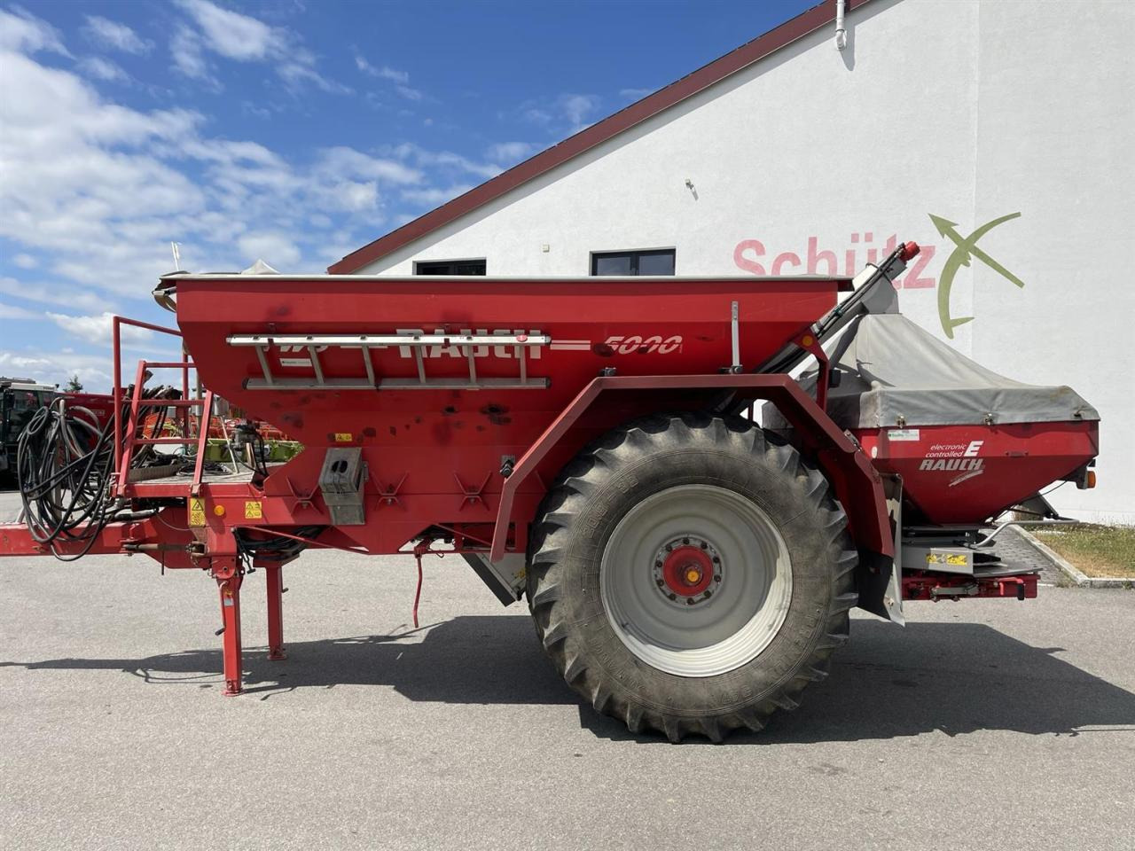 Rauch TWS 5000 Düngerwagen mit Lenkung und Streuer Axera H-EMC - Разбрасыватель удобрений: фото 3 Rauch TWS 5000 Düngerwagen mit Lenkung und Streuer Axera H-EMC - Разбрасыватель удобрений: фото 3