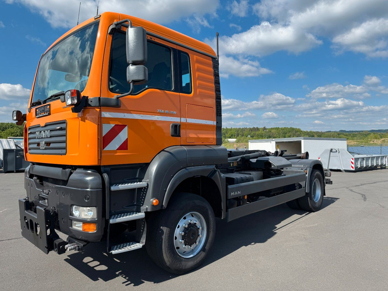 MAN TGA 18.350 4x4 Meiler Abroller RK 14.45 Winterd. - Крюковой мультилифт: фото 1 MAN TGA 18.350 4x4 Meiler Abroller RK 14.45 Winterd. - Крюковой мультилифт: фото 1