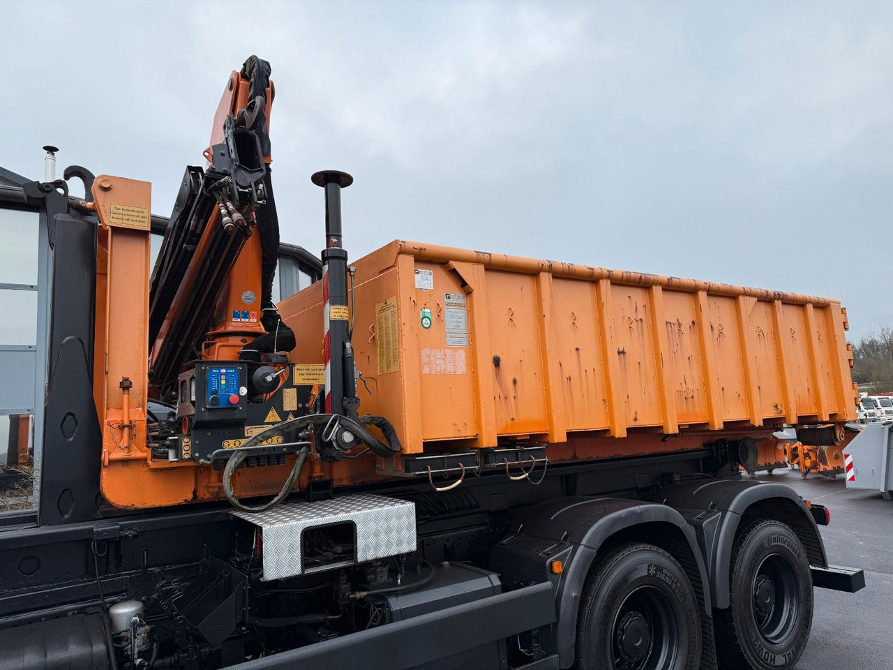 MAN TGS 33.400 6x6 Blattfederung Original 120500 km - Крюковой мультилифт: фото 5 MAN TGS 33.400 6x6 Blattfederung Original 120500 km - Крюковой мультилифт: фото 5