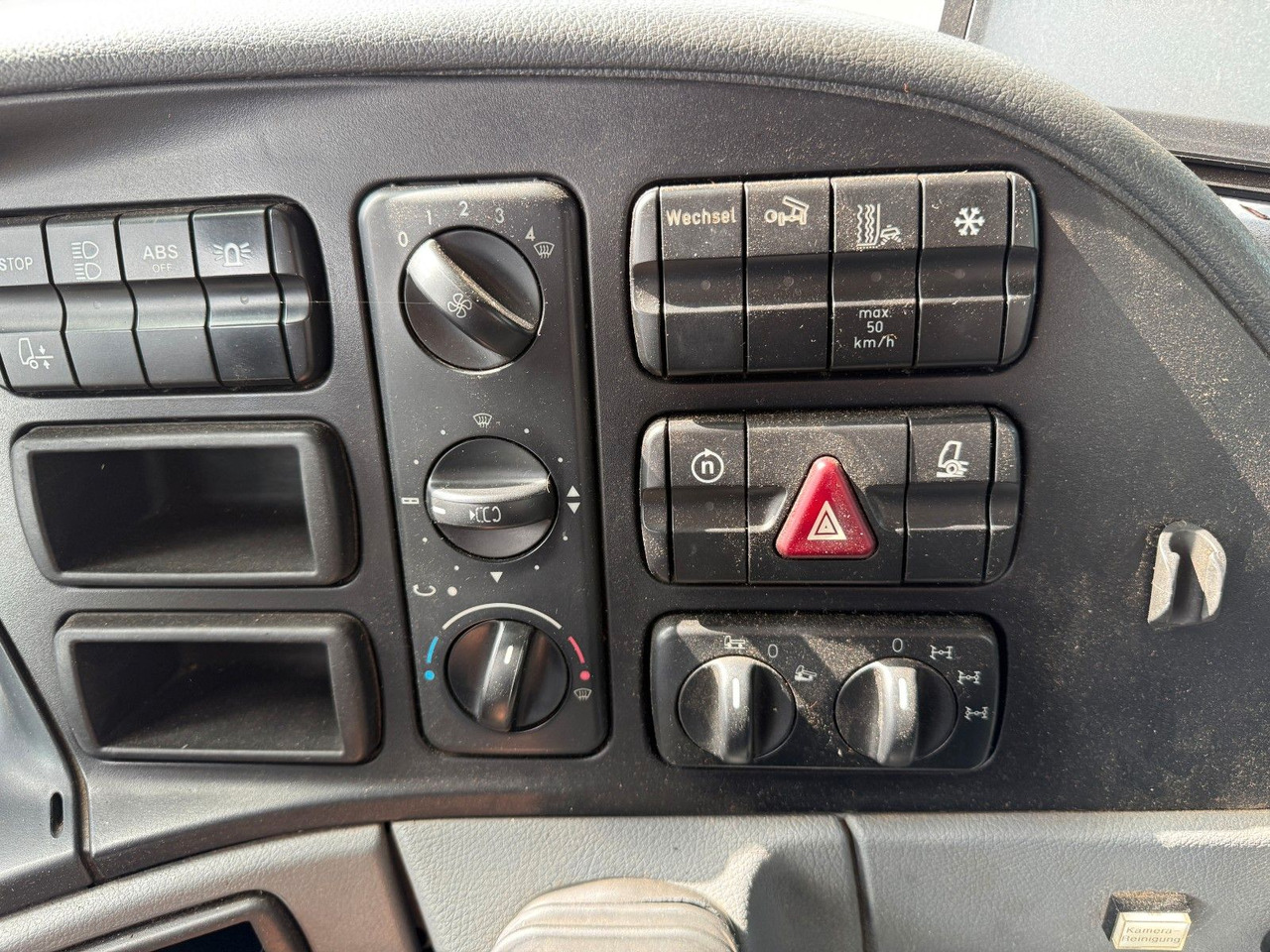Mercedes-Benz Actros 2036 4x4 Dautelwechselsystem Winterdienst - Грузовик-шасси: фото 4 Mercedes-Benz Actros 2036 4x4 Dautelwechselsystem Winterdienst - Грузовик-шасси: фото 4