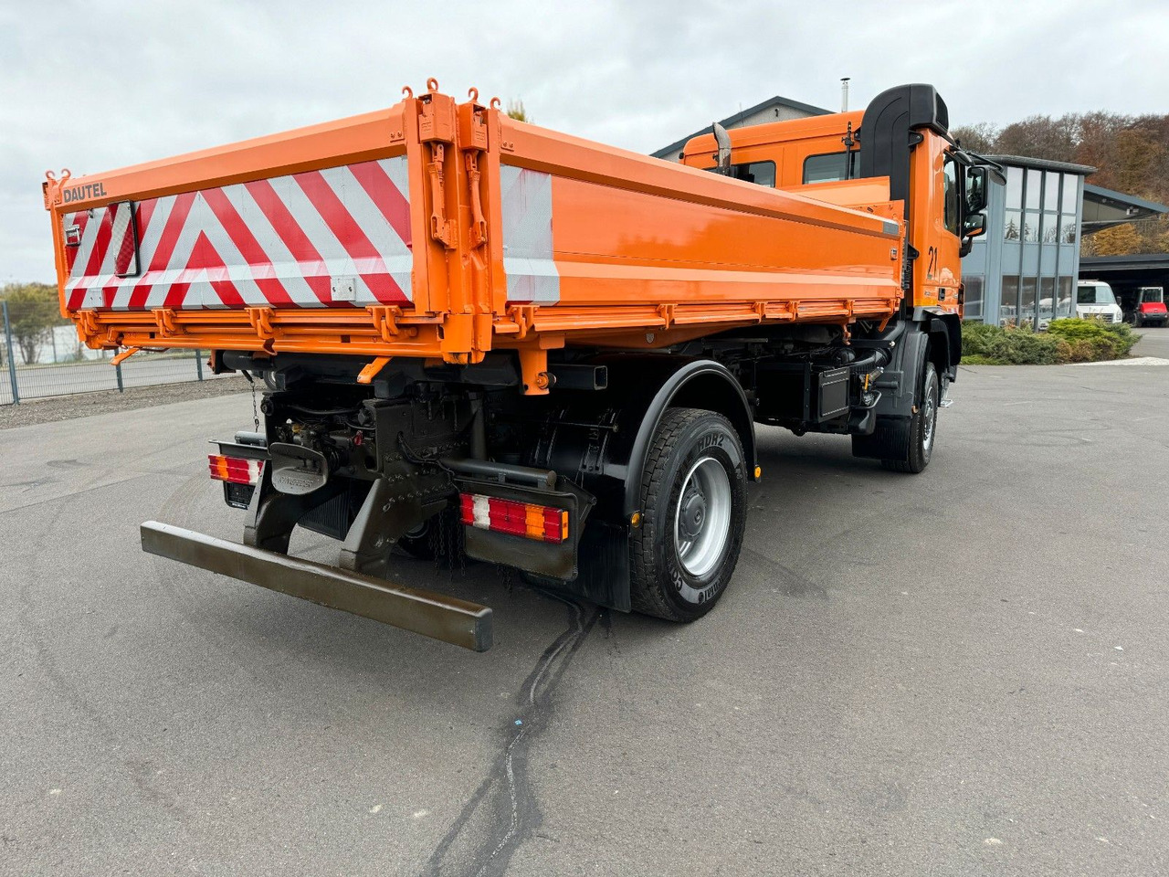 Mercedes-Benz Actros 2036 4x4 Meiler Kipper Winterdienst Euro5 Mercedes-Benz Actros 2036 4x4 Meiller Kipper Winterdienst E 5 - Самосвал: фото 4 Mercedes-Benz Actros 2036 4x4 Meiler Kipper Winterdienst Euro5 Mercedes-Benz Actros 2036 4x4 Meiller Kipper Winterdienst E 5 - Самосвал: фото 4