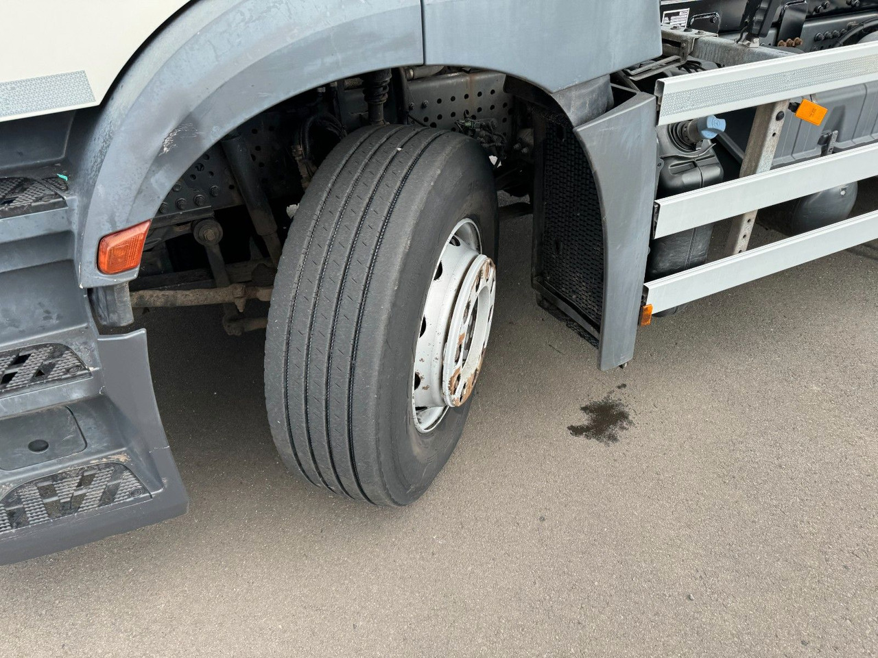 Mercedes-Benz Antos 2533 6x2 Faun Rotopress 520 / Euro 6 Mercedes-Benz Antos 2533 6x2 Faun Rotopress 520 / Euro 6 - Мусоровоз: фото 2 Mercedes-Benz Antos 2533 6x2 Faun Rotopress 520 / Euro 6 Mercedes-Benz Antos 2533 6x2 Faun Rotopress 520 / Euro 6 - Мусоровоз: фото 2