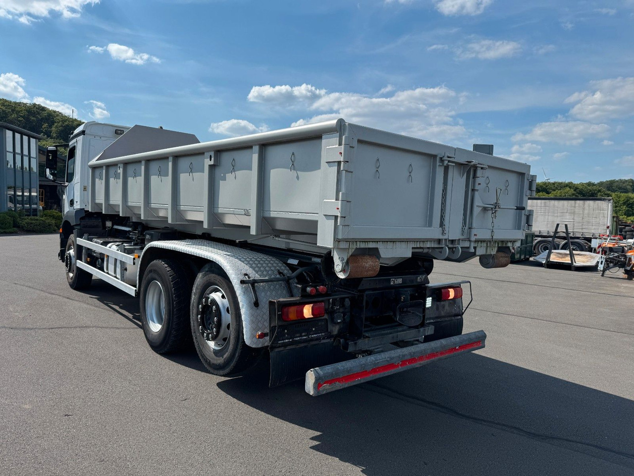 Mercedes-Benz Arocs 2535 6x2 Hiab XR 21S59 + Kranhydraulik - Крюковой мультилифт: фото 3 Mercedes-Benz Arocs 2535 6x2 Hiab XR 21S59 + Kranhydraulik - Крюковой мультилифт: фото 3