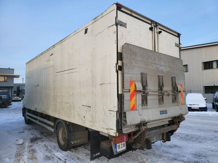 VOLVO FL 250 FOR SPAREPARTS  - Рефрижератор: фото 4 VOLVO FL 250 FOR SPAREPARTS  - Рефрижератор: фото 4