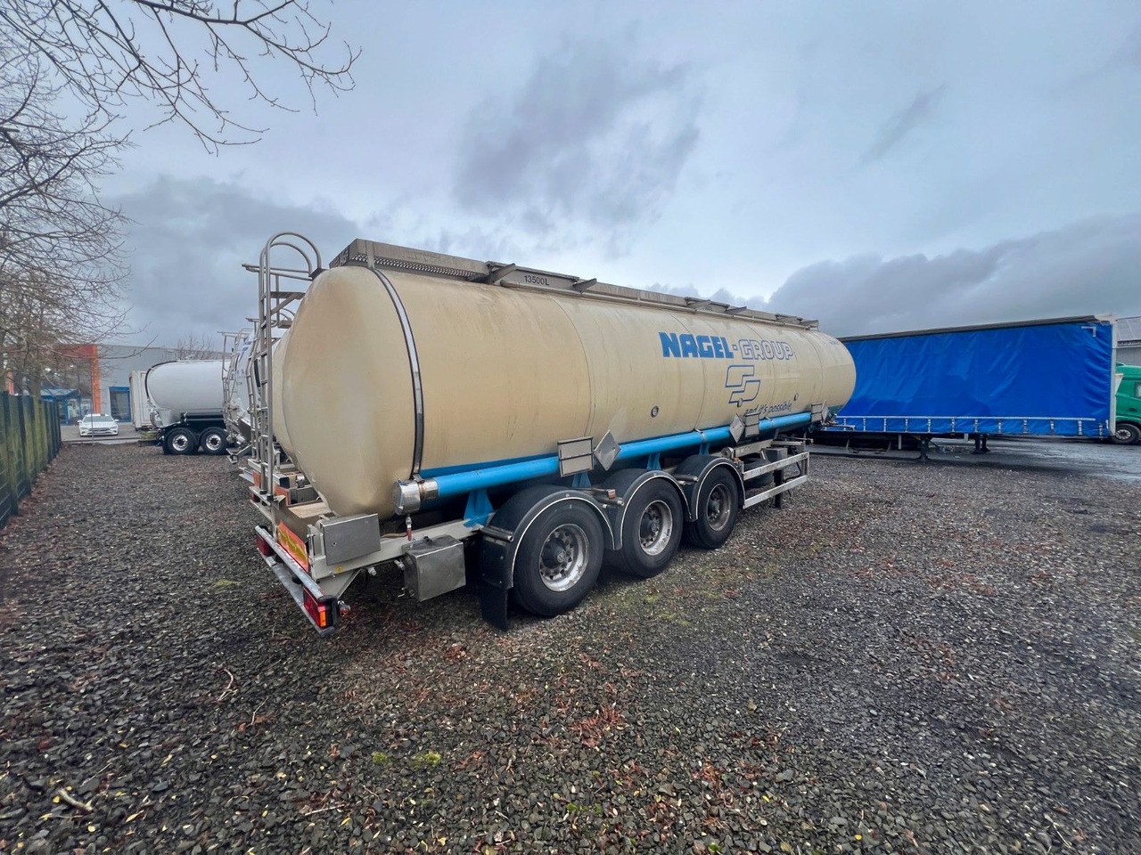 Lag 32000 l Lebensmitteltank mit 3 Kammern, ADR - Полуприцеп-цистерна: фото 4 Lag 32000 l Lebensmitteltank mit 3 Kammern, ADR - Полуприцеп-цистерна: фото 4