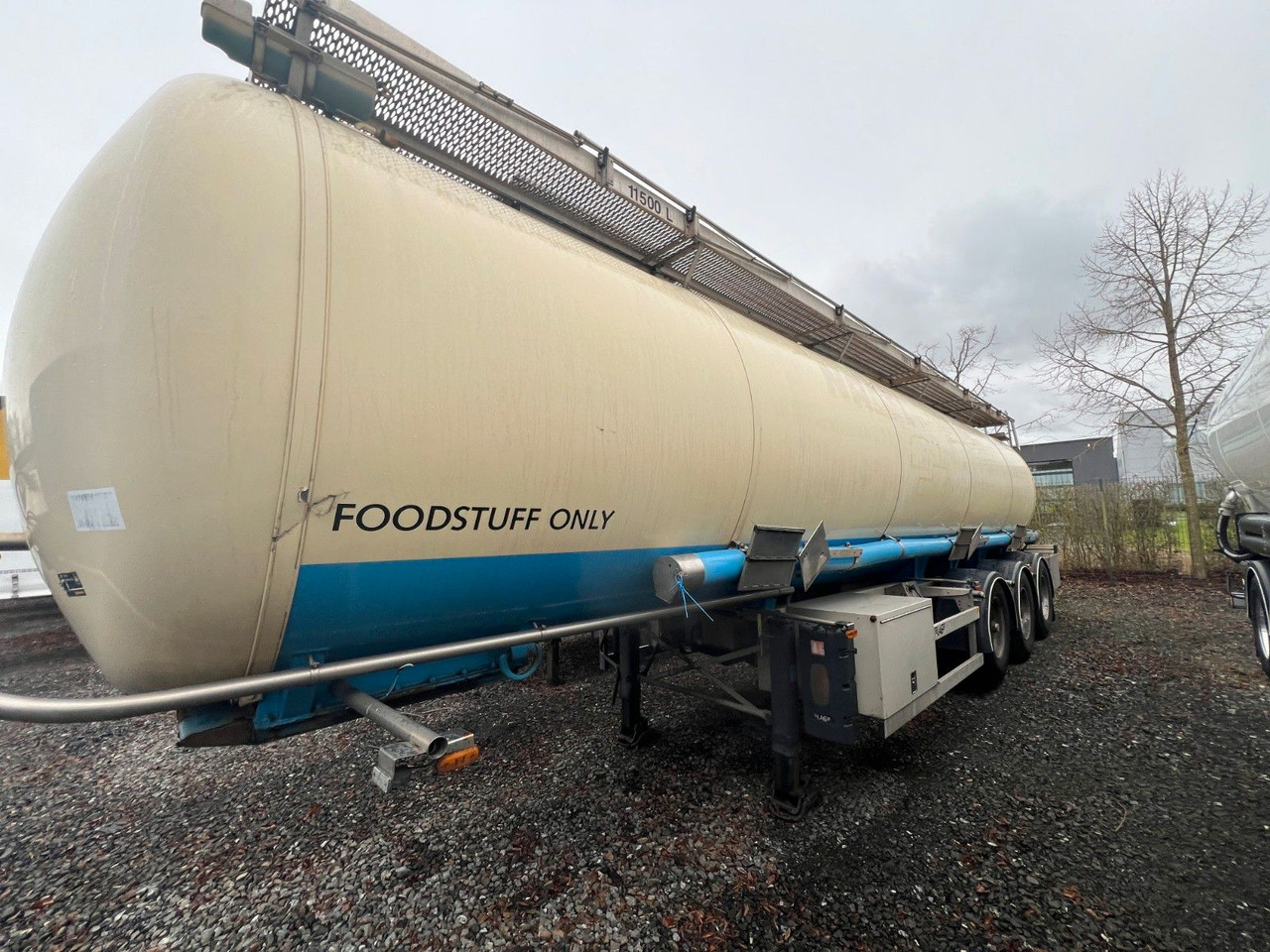 Lag 32000 l Lebensmitteltank mit 3 Kammern, ADR - Полуприцеп-цистерна: фото 4 Lag 32000 l Lebensmitteltank mit 3 Kammern, ADR - Полуприцеп-цистерна: фото 4
