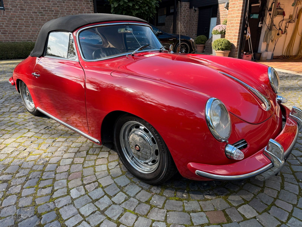 Porsche 356 C / 1600 C Reutter Cabrio Porsche 356 C / 1600 C Reutter Cabrio - Легковой автомобиль: фото 2 Porsche 356 C / 1600 C Reutter Cabrio Porsche 356 C / 1600 C Reutter Cabrio - Легковой автомобиль: фото 2