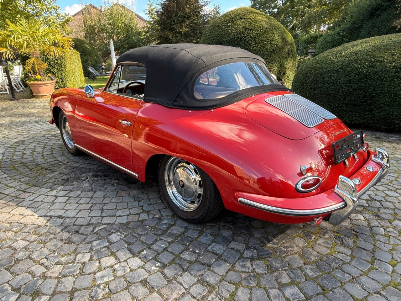 Porsche 356 C / 1600 C Reutter Cabrio Porsche 356 C / 1600 C Reutter Cabrio - Легковой автомобиль: фото 4 Porsche 356 C / 1600 C Reutter Cabrio Porsche 356 C / 1600 C Reutter Cabrio - Легковой автомобиль: фото 4