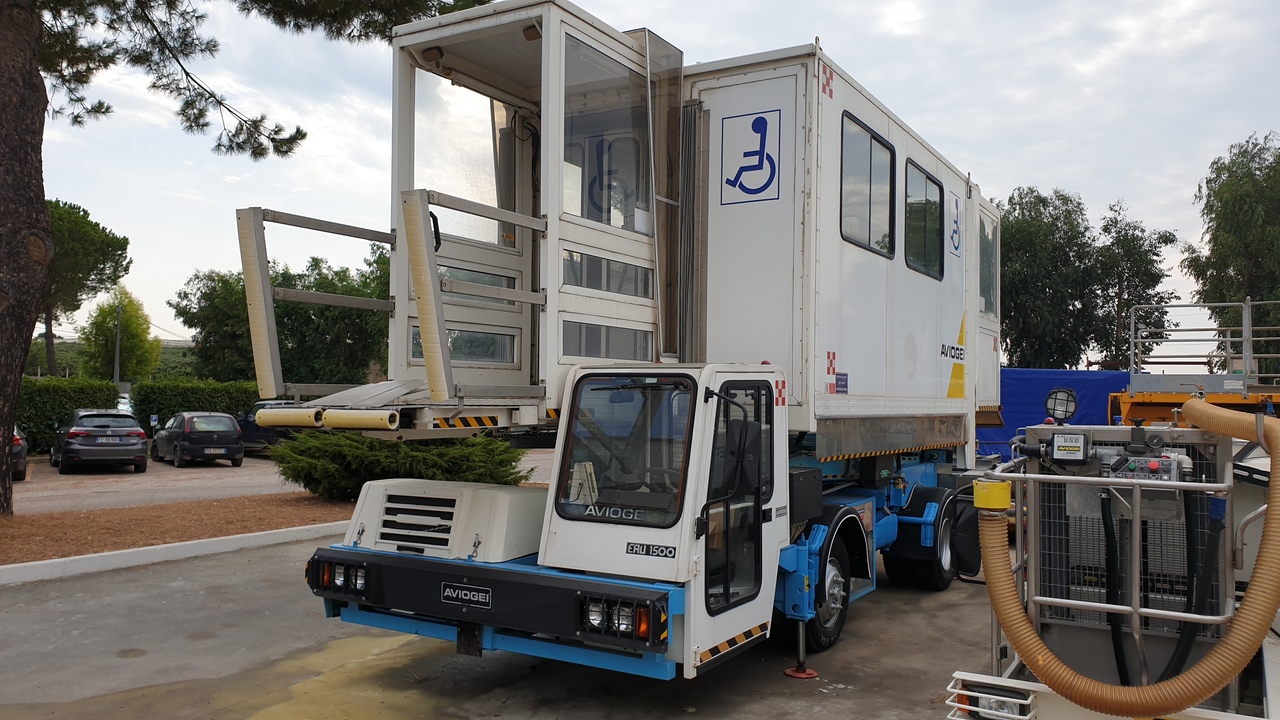 AVIOGEI Ambulift E747 (Half Cab) - Амбулифт: фото 3 AVIOGEI Ambulift E747 (Half Cab) - Амбулифт: фото 3