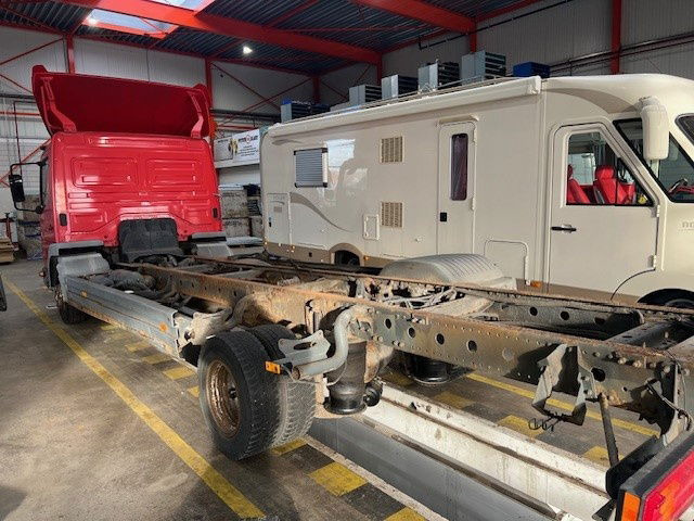 Mercedes-Benz Atego 815 Atego 815 L - Грузовик-шасси: фото 3 Mercedes-Benz Atego 815 Atego 815 L - Грузовик-шасси: фото 3