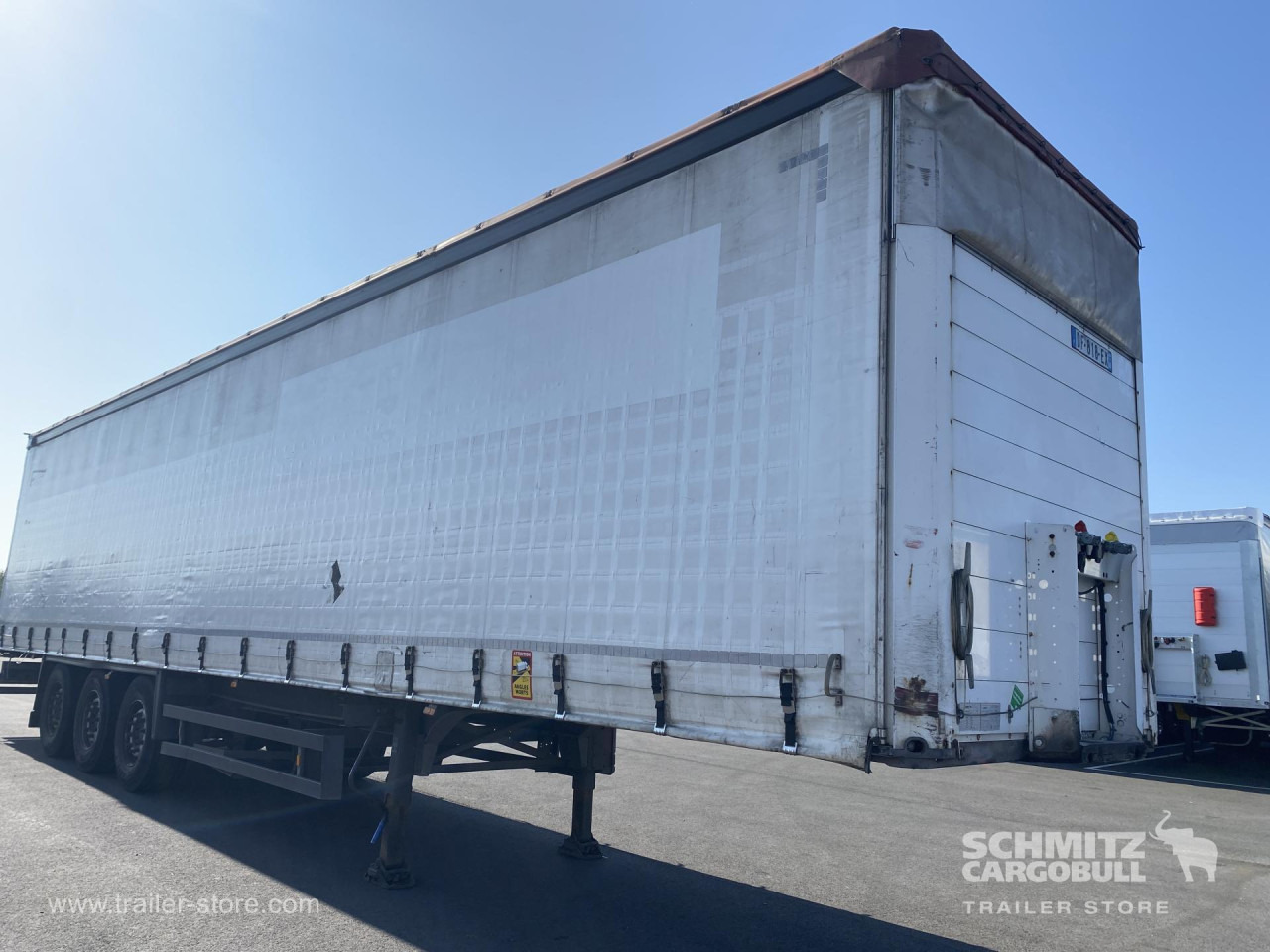 SCHMITZ Curtainsider Standard - Тентованный полуприцеп: фото 1 SCHMITZ Curtainsider Standard - Тентованный полуприцеп: фото 1
